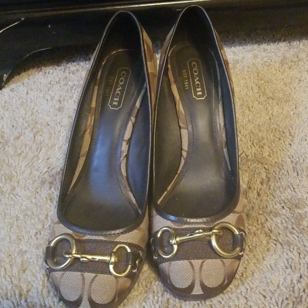 Coach wedges